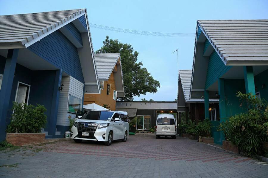 Baan Bon Resort Bang Tabun فيتشابوري المظهر الخارجي الصورة